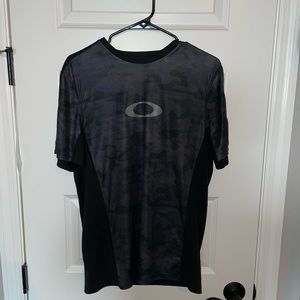 Oakley T-Shirt